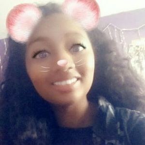 Meet your Posher, Destiny